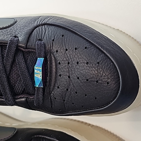 Air Force One AF1 Low Sage in Oil Grey Excellent Condition Woman's Size 9.5 - Picture 1 of 10